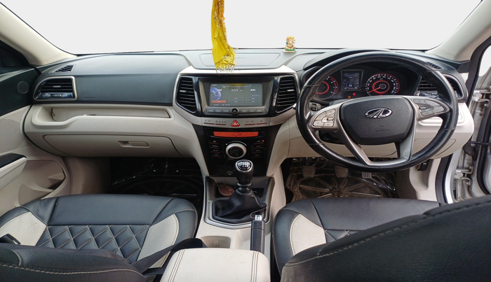 2020 Mahindra XUV300 W8 (O) 1.2 PETROL, Petrol, Manual, 40,960 km, interior