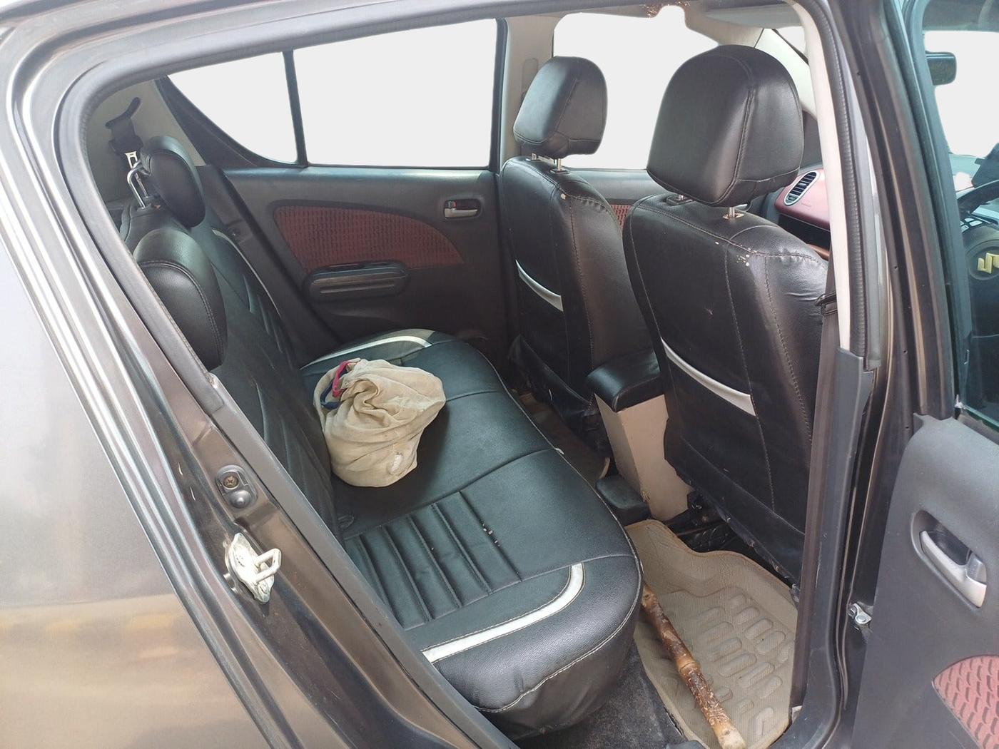 2016 Maruti Ritz ZXI, Petrol, Manual, 88,718 km, interior