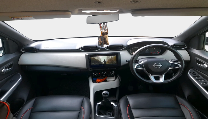 2022 Nissan MAGNITE XV EXECUTIVE, Petrol, Manual, 27,080 km, interior