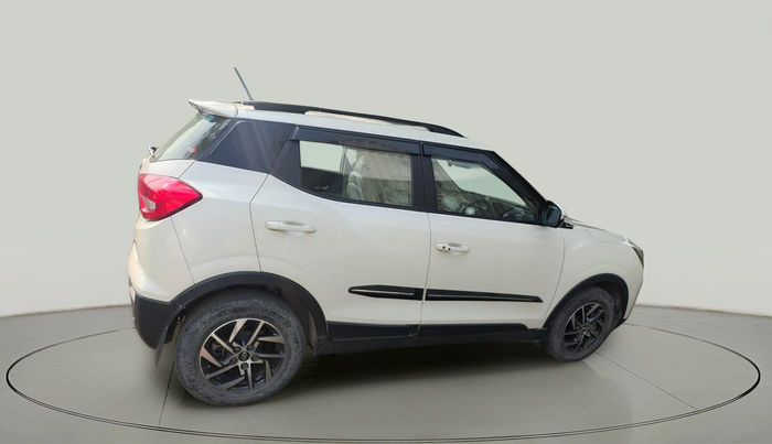 2022 Mahindra XUV300 W8 (O) 1.2 PETROL, Petrol, Manual, 21,390 km, exterior