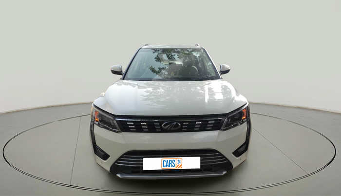 2022 Mahindra XUV300 W8 (O) 1.2 PETROL, Petrol, Manual, 21,390 km, exterior