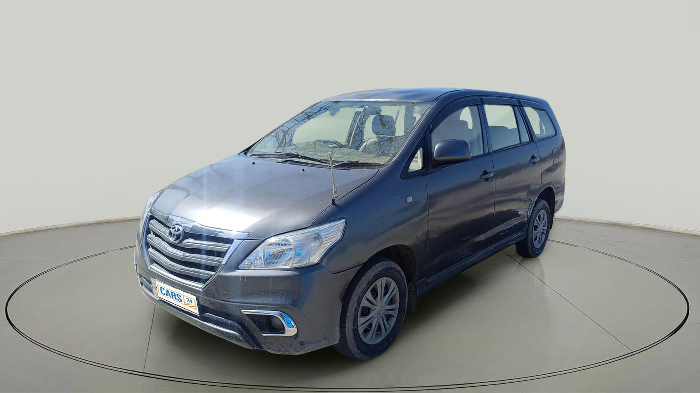 2012 Toyota Innova GX 2.5 8 STR, Diesel, Manual, 1,79,040 km, exterior