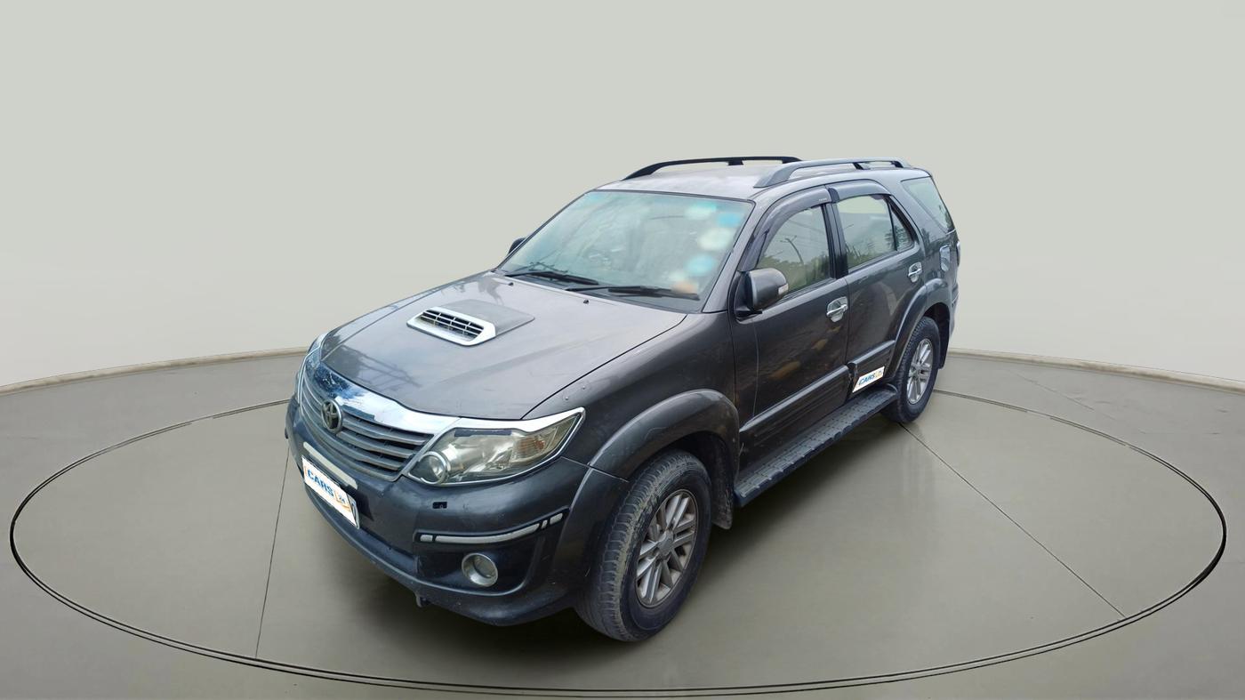 2012 Toyota Fortuner 3.0 4X2 MT, Diesel, Manual, 2,22,624 km, exterior