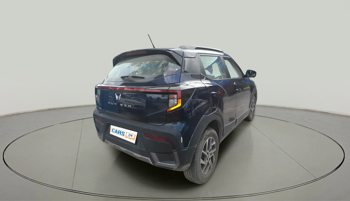 2024 Mahindra XUV300 W6 1.2 PETROL, Petrol, Manual, 10,465 km, exterior