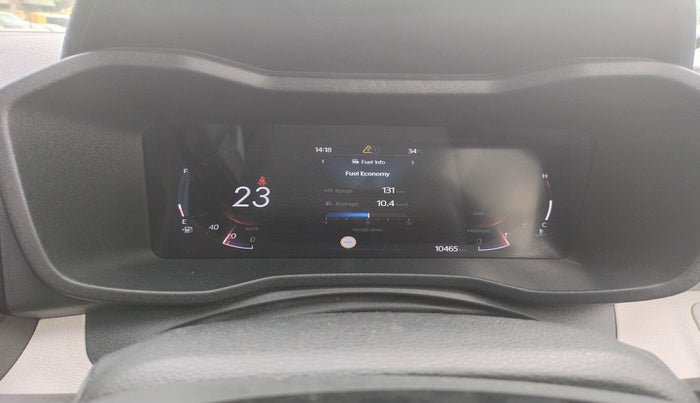2024 Mahindra XUV300 W6 1.2 PETROL, Petrol, Manual, 10,465 km, interior