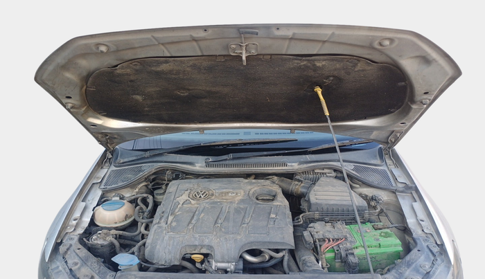 2016 Volkswagen Vento HIGHLINE DIESEL 1.5, Diesel, Manual, 2,01,000 km, exterior