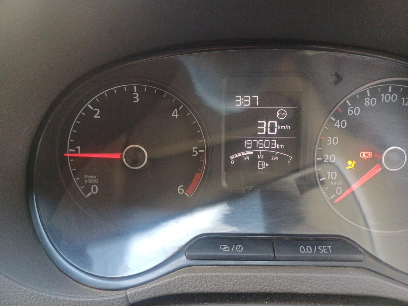 2016 Volkswagen Vento HIGHLINE DIESEL 1.5, Diesel, Manual, 2,01,000 km, interior