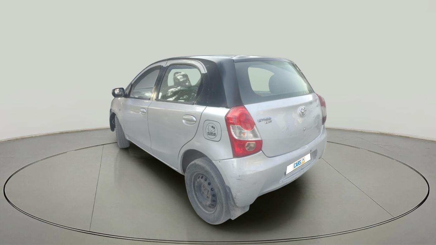 2015 Toyota Etios Liva GD, Diesel, Manual, 2,67,631 km, exterior