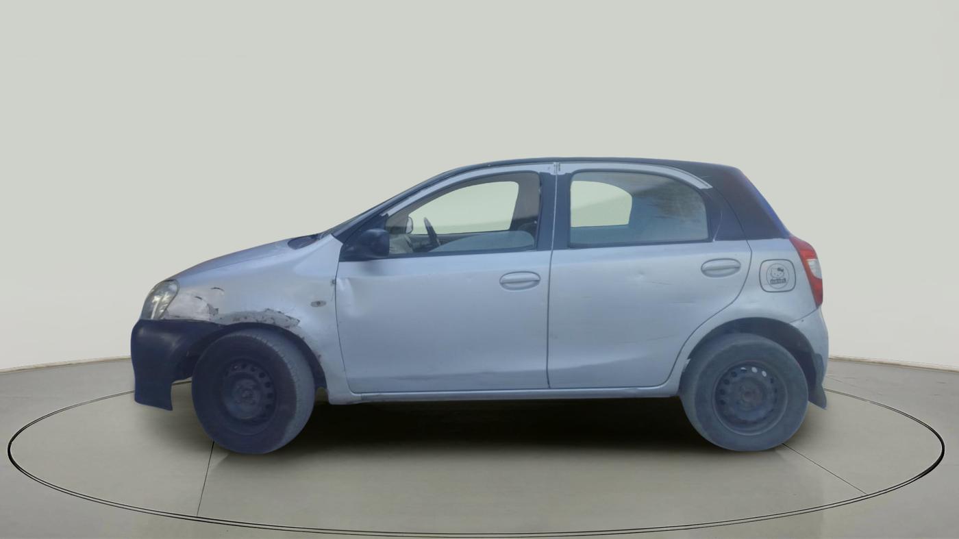 2015 Toyota Etios Liva GD, Diesel, Manual, 2,67,631 km, exterior