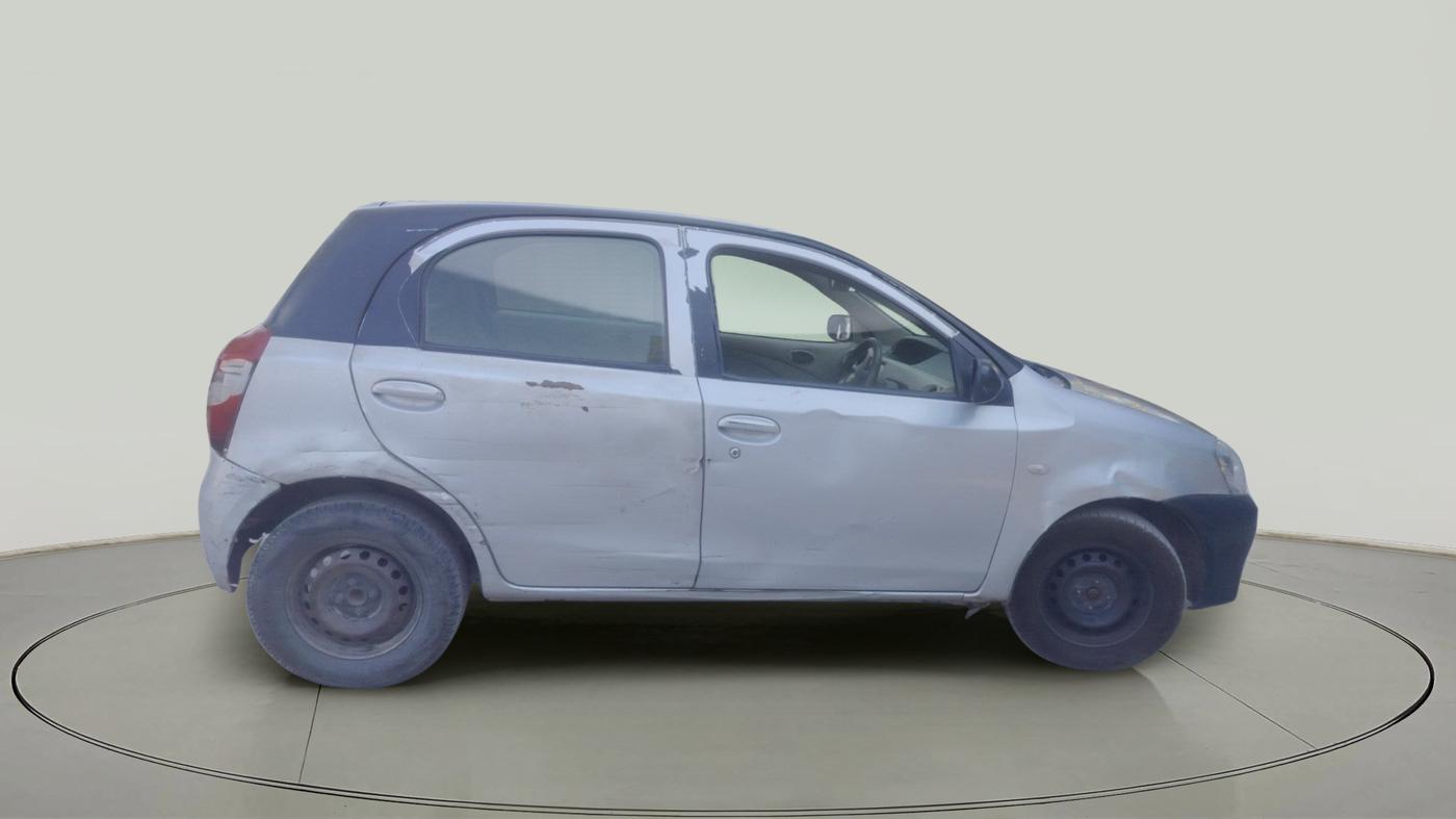 2015 Toyota Etios Liva GD, Diesel, Manual, 2,67,631 km, exterior