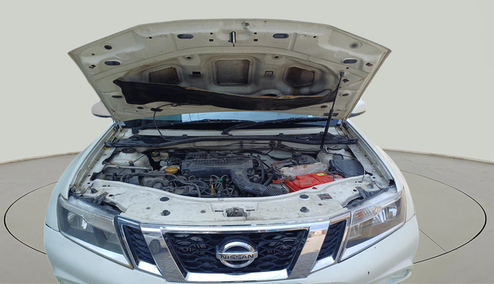 2014 Nissan Terrano XE (D), Diesel, Manual, 1,01,988 km, exterior