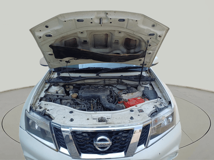 2014 Nissan Terrano XE (D), Diesel, Manual, 1,01,988 km, exterior