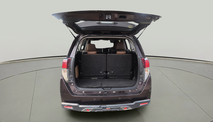 2016 Toyota Innova Crysta 2.8 ZX AT 7 STR, Diesel, Automatic, 2,51,670 km, exterior