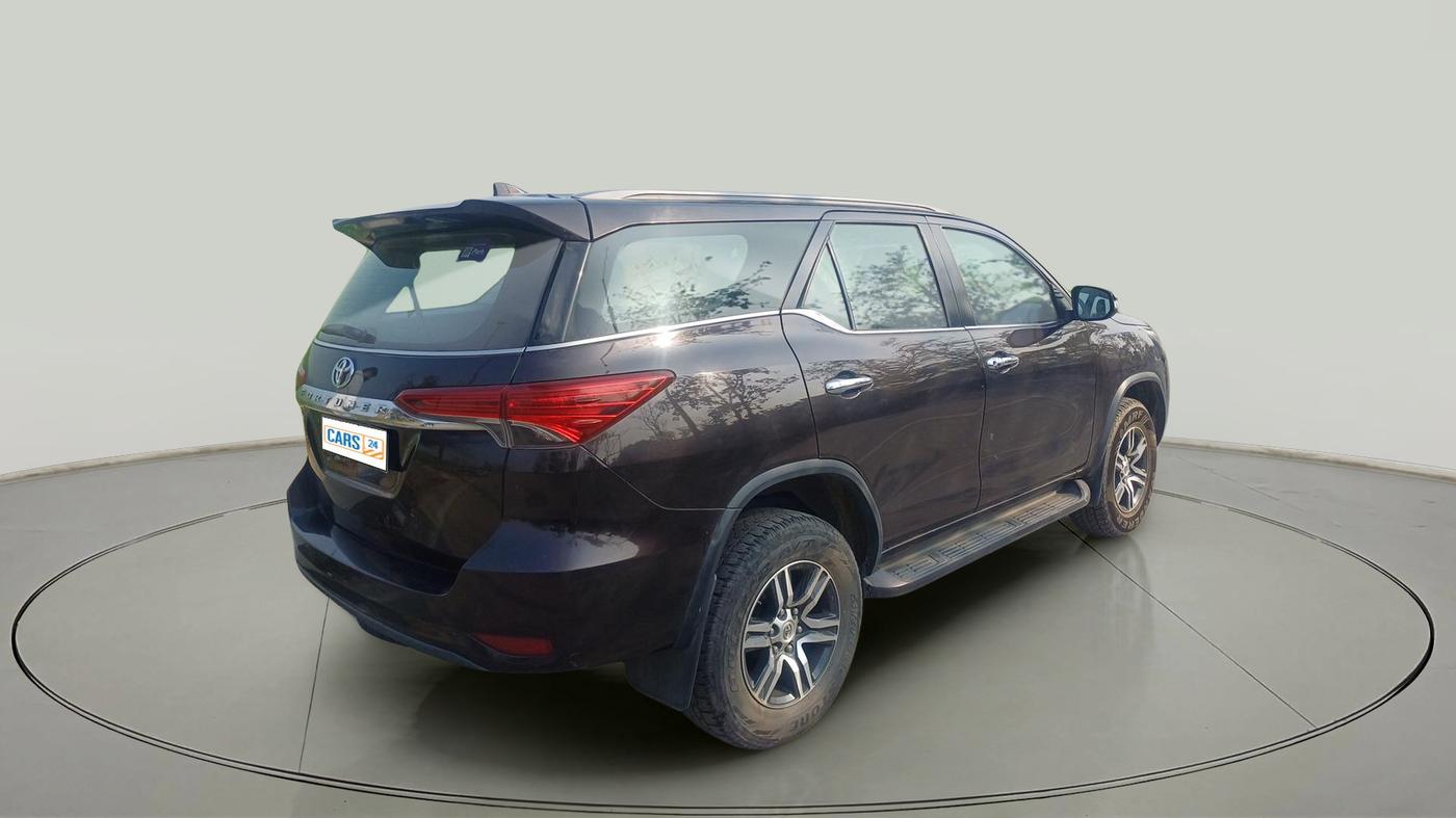 2017 Toyota Fortuner 2.8 4X2 MT, Diesel, Manual, 58,163 km, exterior