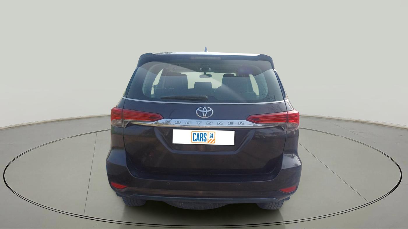2017 Toyota Fortuner 2.8 4X2 MT, Diesel, Manual, 58,163 km, exterior