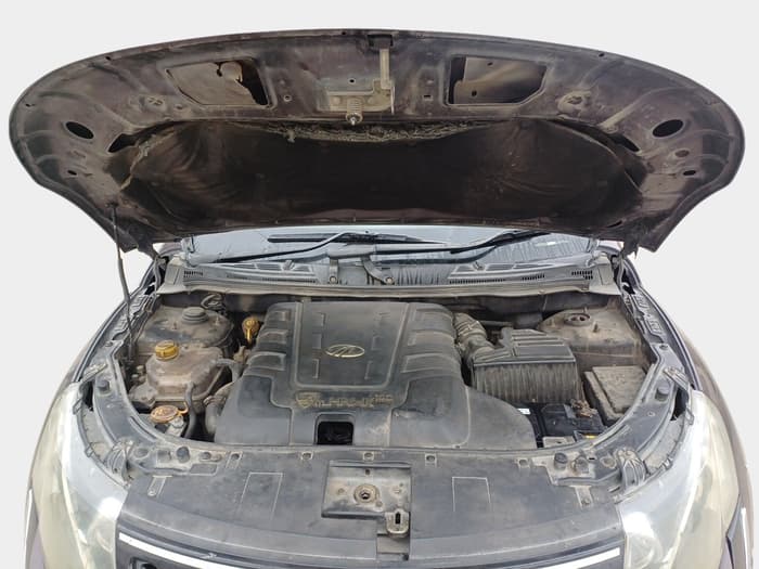 2015 Mahindra XUV500 W6, Diesel, Manual, 1,30,281 km, exterior