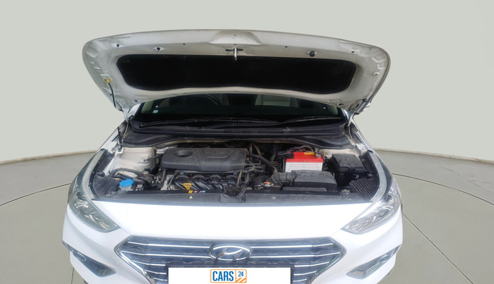 2017 Hyundai Verna 1.6 VTVT SX O, Petrol, Manual, 73,005 km, exterior