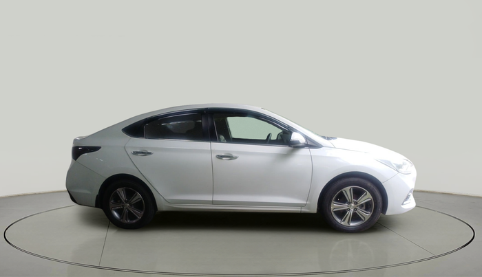 2017 Hyundai Verna 1.6 VTVT SX O, Petrol, Manual, 73,005 km, exterior