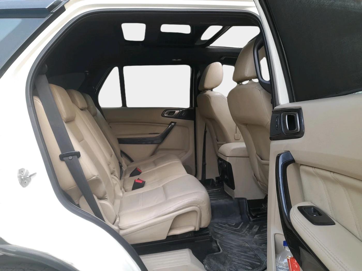 2020 Ford Endeavour TITANIUM PLUS 2.0 4X4 AT SUNROOF, Diesel, Automatic, 2,31,814 km, interior