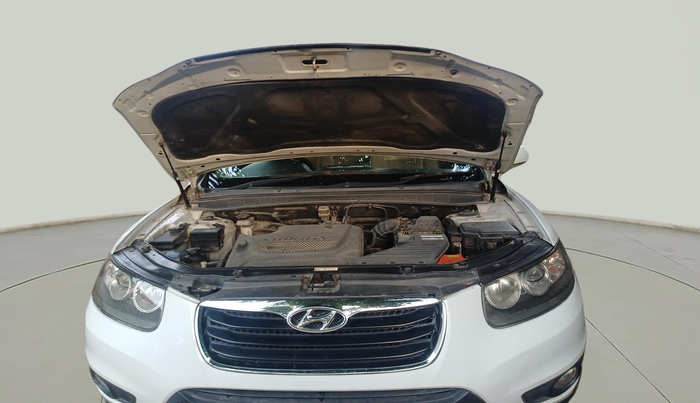 2013 Hyundai Santa Fe 2 WD, Diesel, Manual, 1,57,728 km, exterior