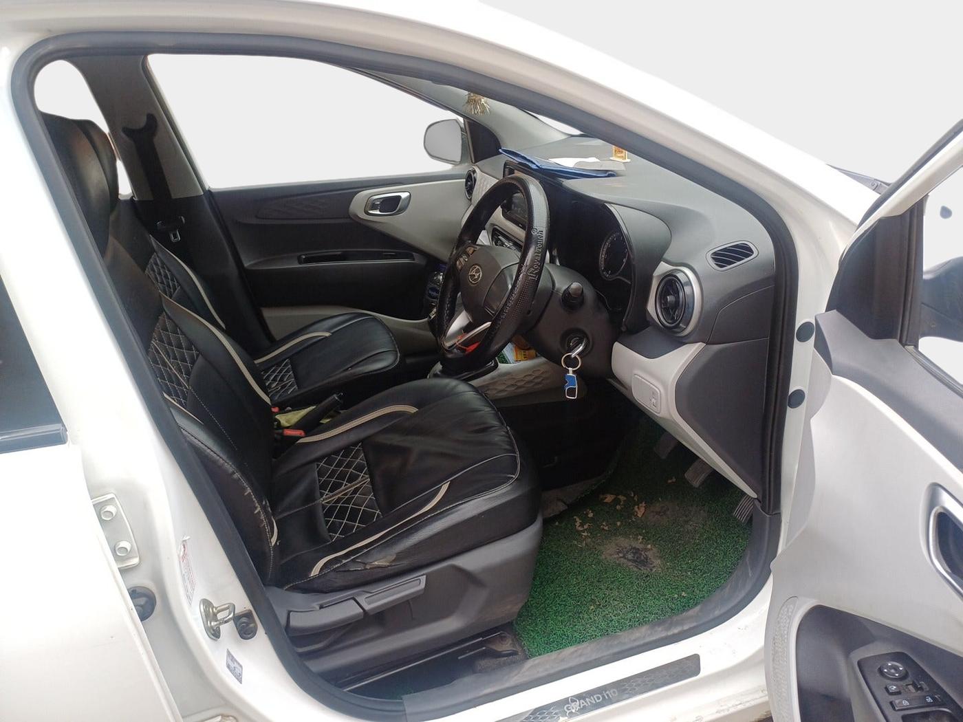 2021 Hyundai GRAND I10 NIOS SPORTZ 1.2 KAPPA VTVT, Petrol, Manual, 91,572 km, interior
