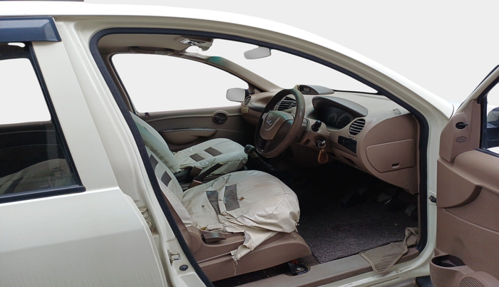 2011 Mahindra Xylo E4 BS-III, Diesel, Manual, 1,60,485 km, interior
