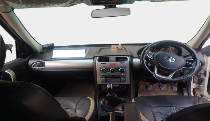 2015 Tata Safari Storme 2.2 EX 4X2, Diesel, Manual, 1,79,306 km, interior