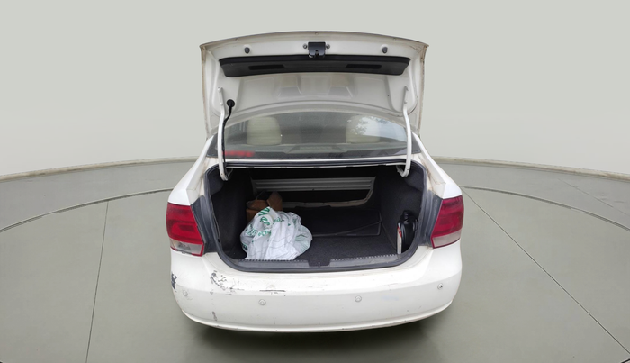 2011 Volkswagen Vento HIGHLINE DIESEL 1.6, Diesel, Manual, 1,41,011 km, exterior