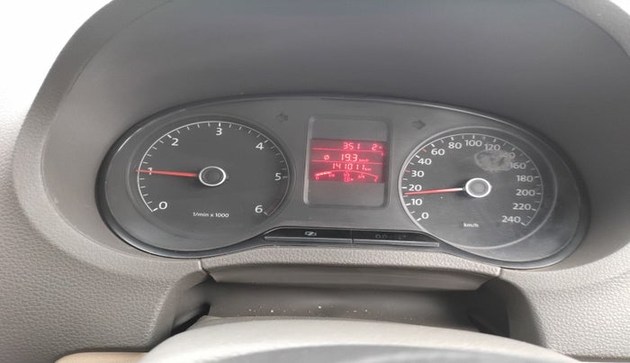 2011 Volkswagen Vento HIGHLINE DIESEL 1.6, Diesel, Manual, 1,41,011 km, interior