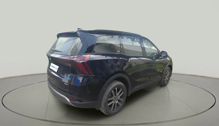 2023 Mahindra XUV700 AX 7 D AT 7 STR, Diesel, Automatic, 26,311 km, exterior