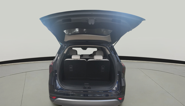 2023 Mahindra XUV700 AX 7 D AT 7 STR, Diesel, Automatic, 26,311 km, exterior