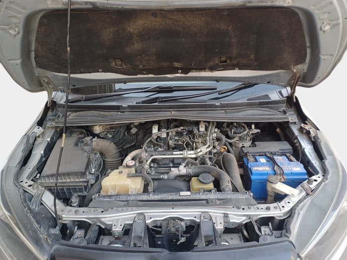2017 Toyota Innova Crysta 2.4 GX 7 STR, Diesel, Manual, 1,10,466 km, exterior