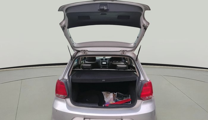 2015 Volkswagen Polo HIGHLINE1.5L, Diesel, Manual, 1,49,758 km, exterior