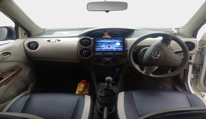 2015 Toyota Etios GD, Diesel, Manual, 1,82,232 km, interior