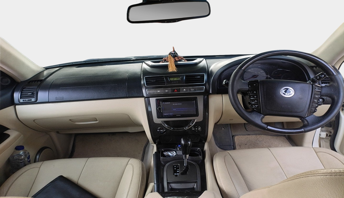 2014 Ssangyong Rexton RX7, Diesel, Automatic, 1,47,675 km, interior