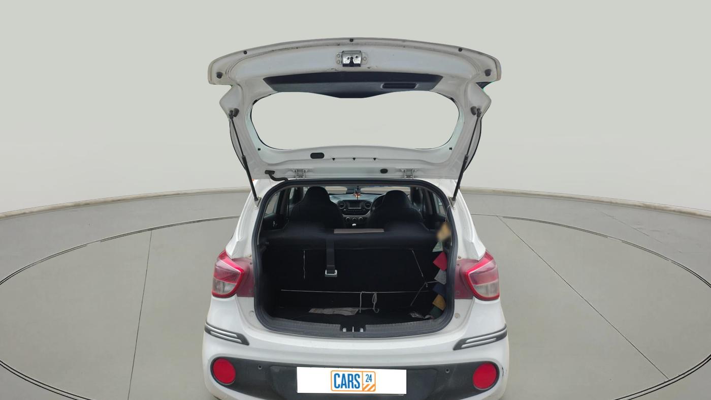 2017 Hyundai Grand i10 SPORTZ 1.2 KAPPA VTVT, Petrol, Manual, 1,08,564 km, exterior