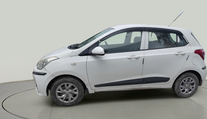 2017 Hyundai Grand i10 SPORTZ 1.2 KAPPA VTVT, Petrol, Manual, 1,08,564 km, exterior