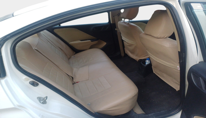 2014 Honda City 1.5L I-DTEC S, Diesel, Manual, 1,82,864 km, interior