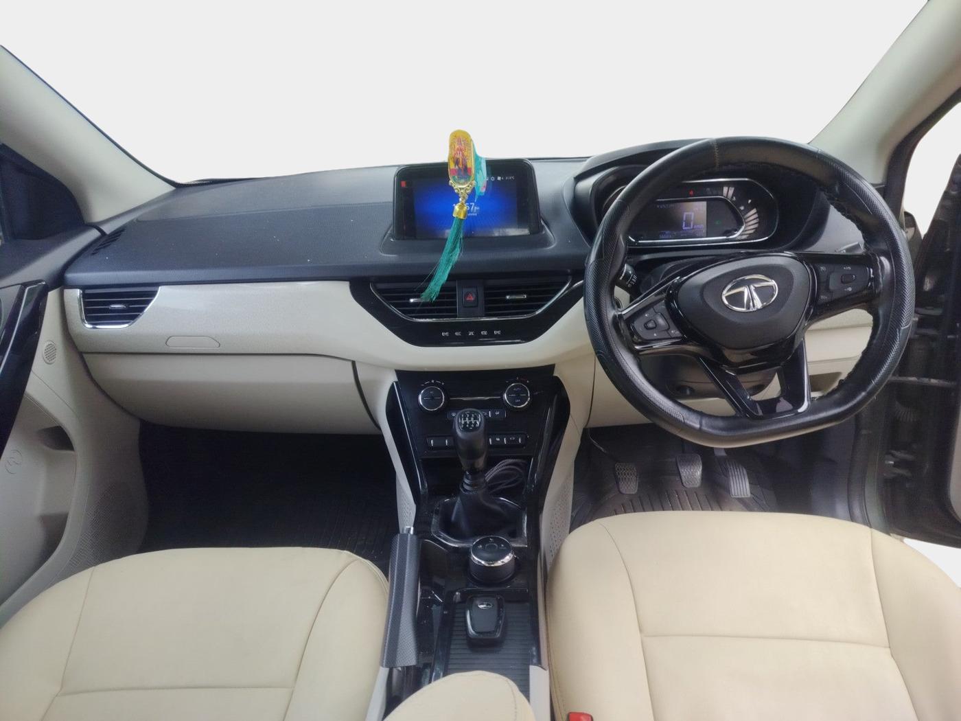 2022 Tata NEXON XZ PLUS (O) PETROL, Petrol, Manual, 56,684 km, interior