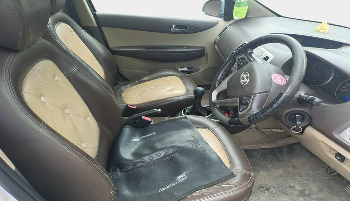 2010 Hyundai i20 SPORTZ 1.2, Petrol, Manual, 1,34,907 km, interior