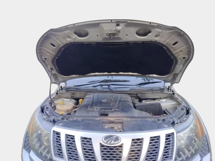 2014 Mahindra XUV500 W4, Diesel, Manual, 1,13,579 km, exterior