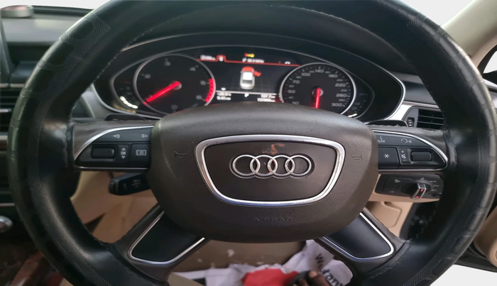 2013 Audi A6 2.0 TDI PREMIUM PLUS, Diesel, Automatic, 1,37,806 km, interior