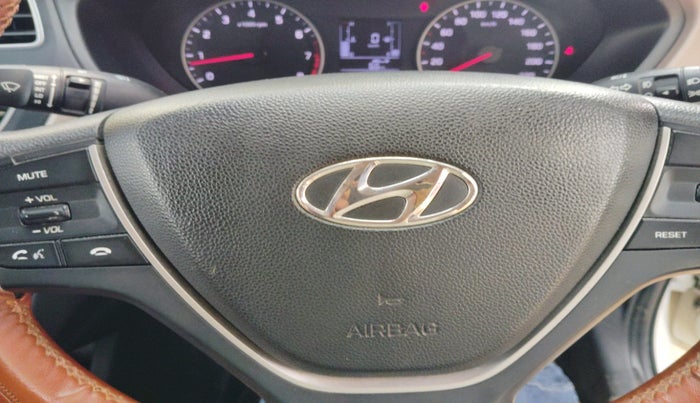 2020 Hyundai Elite i20 SPORTZ PLUS 1.2, Petrol, Manual, 1,26,034 km, interior