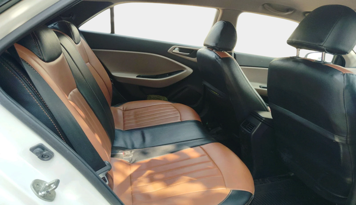 2020 Hyundai Elite i20 SPORTZ PLUS 1.2, Petrol, Manual, 1,26,034 km, interior