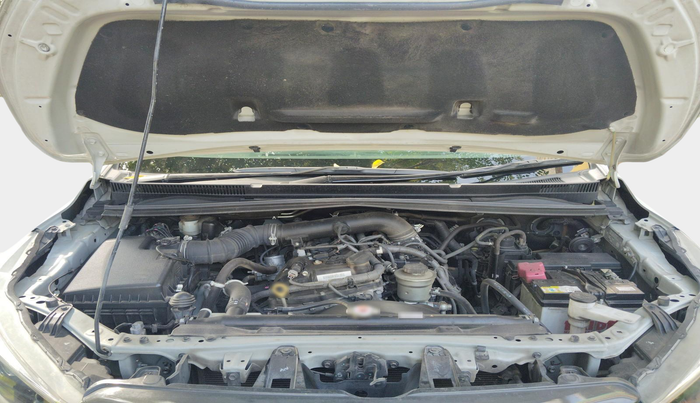 2022 Toyota Innova Crysta 2.7 ZX AT 7 STR, Petrol, Automatic, 65,647 km, exterior