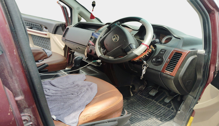 2012 Tata Aria PLEASURE 4X2, Diesel, Manual, 2,00,000 km, interior