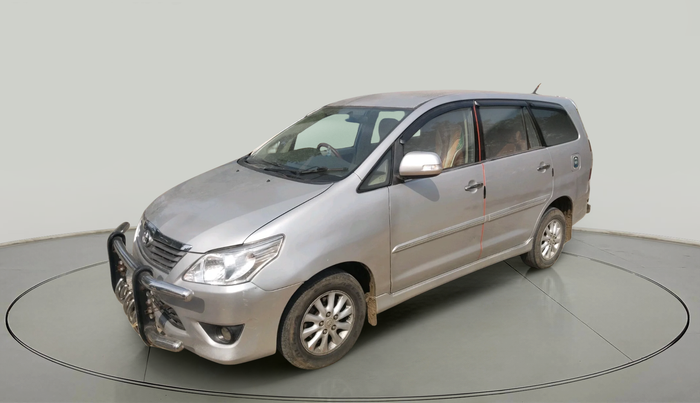 2013 Toyota Innova 2.5 VX 8 STR, Diesel, Manual, 1,83,703 km, exterior