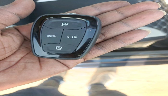 2025 Tata TIAGO EV XZ PLUS TECH LUX LONG RANGE, Electric, Automatic, 20,090 km, interior