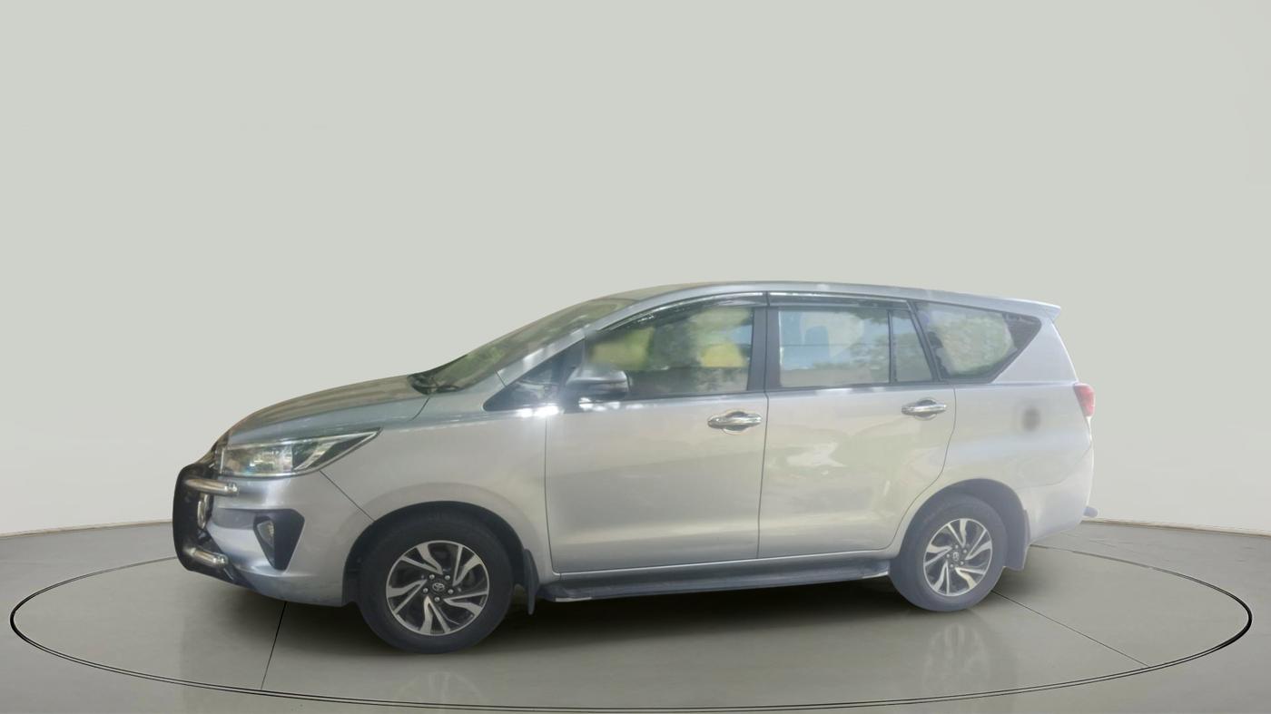 2021 Toyota Innova Crysta 2.4 GX 7 STR, Diesel, Manual, 2,88,233 km, exterior