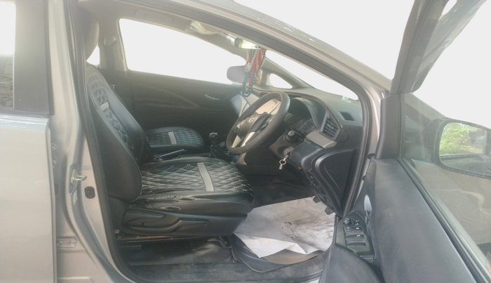 2021 Toyota Innova Crysta 2.4 GX 7 STR, Diesel, Manual, 2,88,233 km, interior